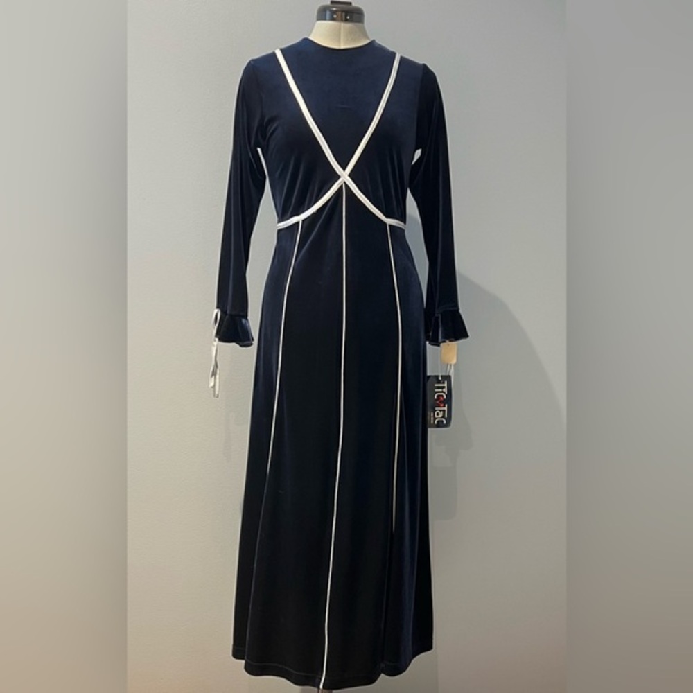 Tic Tac Velvet Maxi Dress Navy Contrast Trim Made in Canada Size 14 (Fits Small)
